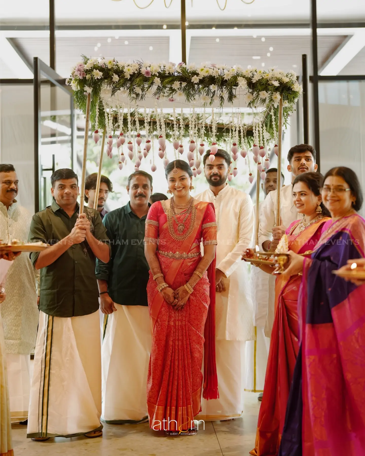 Bride arrival with ceremonial thalam and hospitality escort